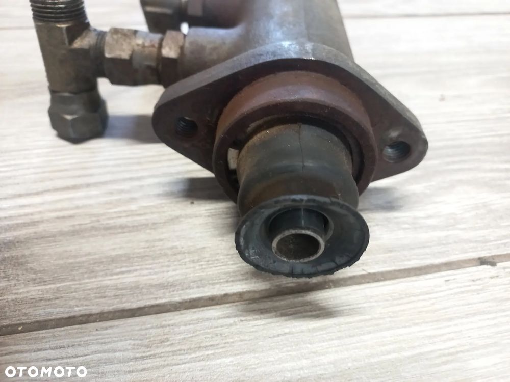 Pompka sprzęgłowa RENAULT ARES 540,550.610,620, massey ferguson 6120,6130,6140,6150,6160,6235,6245,6255,6260,3790407m2,7700043049 - 6