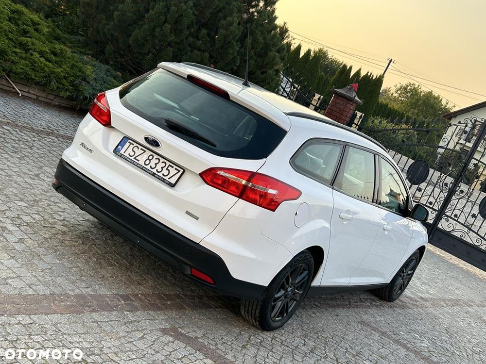 Ford Focus - 11