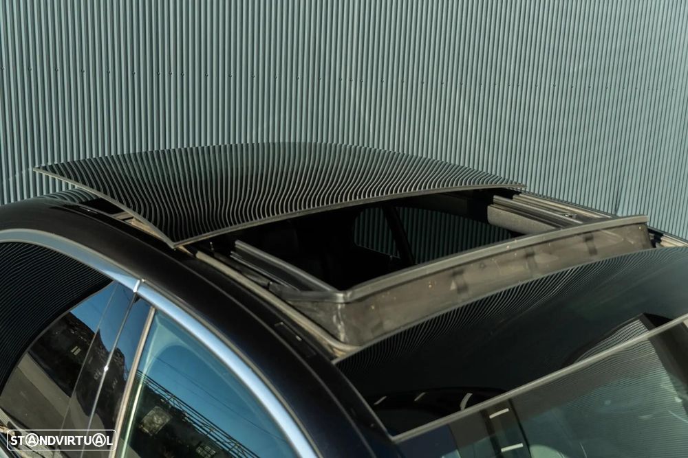 Mercedes-Benz E 220 d Avantgarde - 40