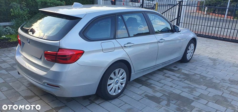 BMW Seria 3 316d - 9