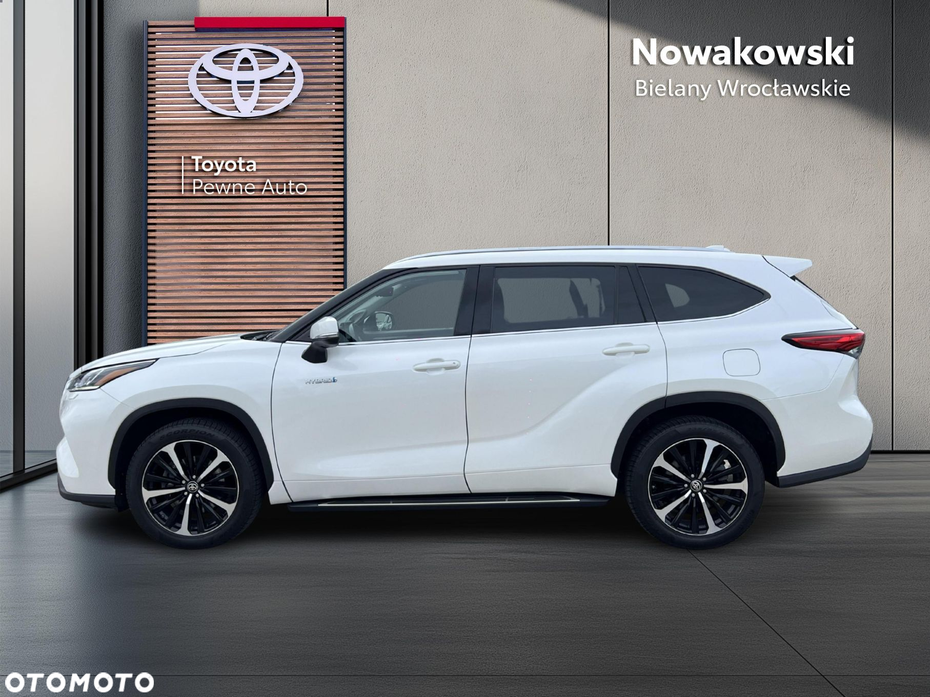 Toyota Highlander - 2