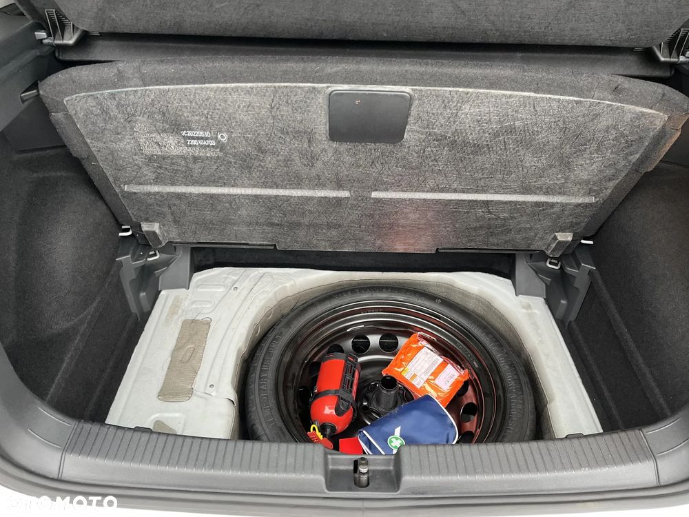 Volkswagen T-Cross 1.0 TSI Life DSG - 19