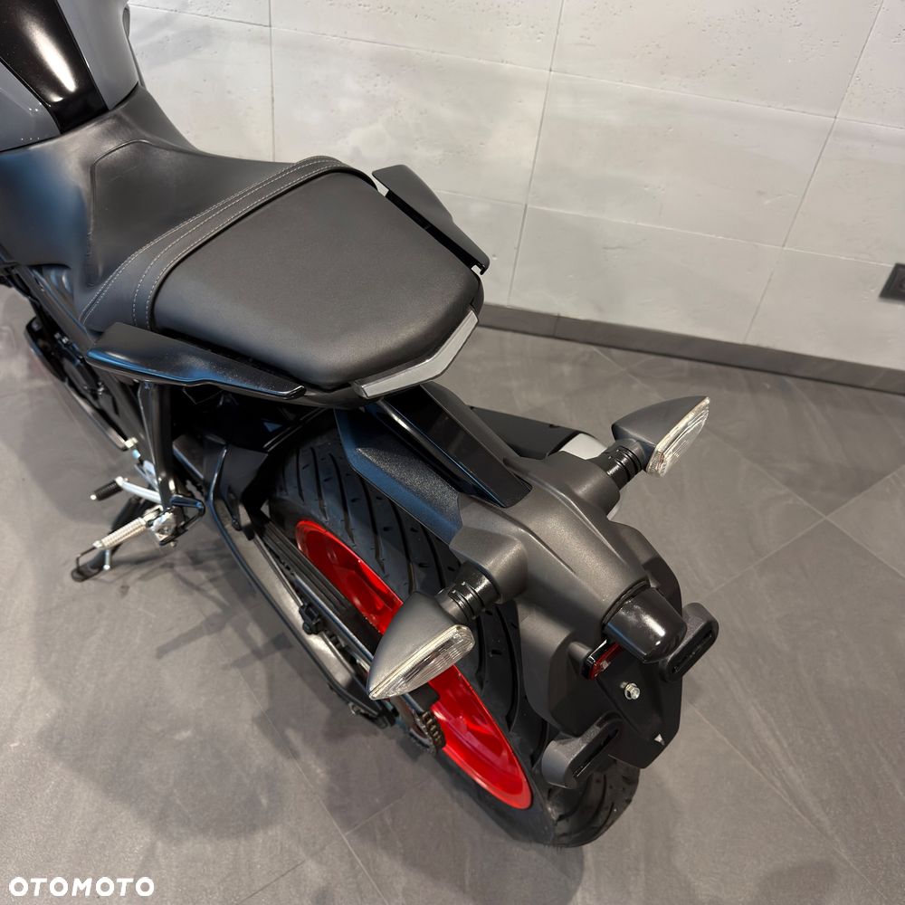 Yamaha MT - 14