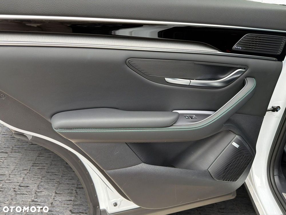 BYD Seal U - 21