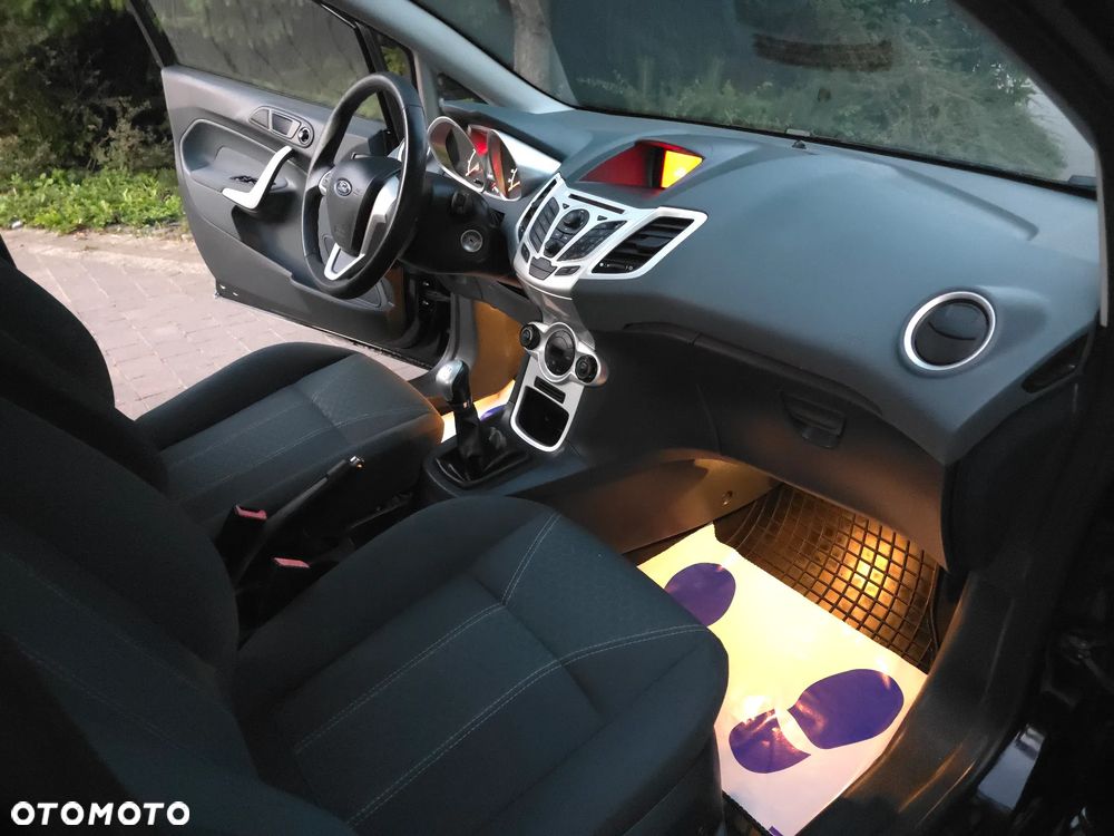 Ford Fiesta 1.25 Titanium - 30