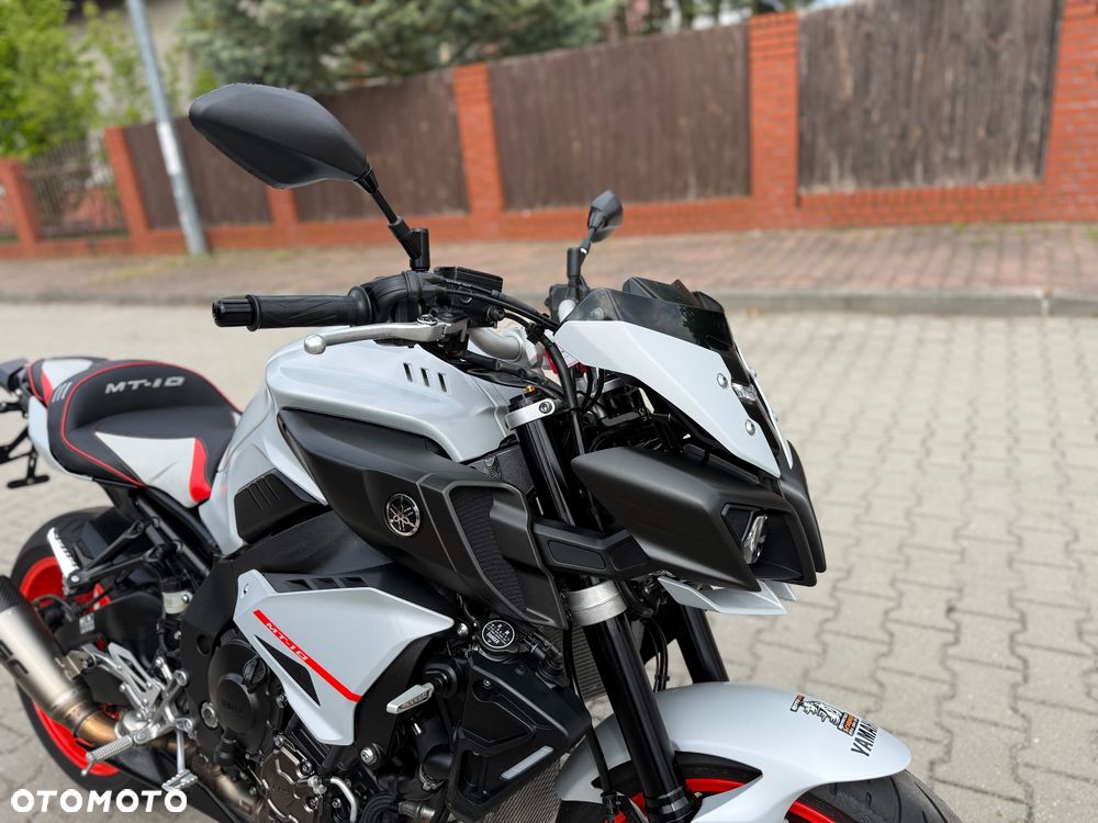 Yamaha MT - 4