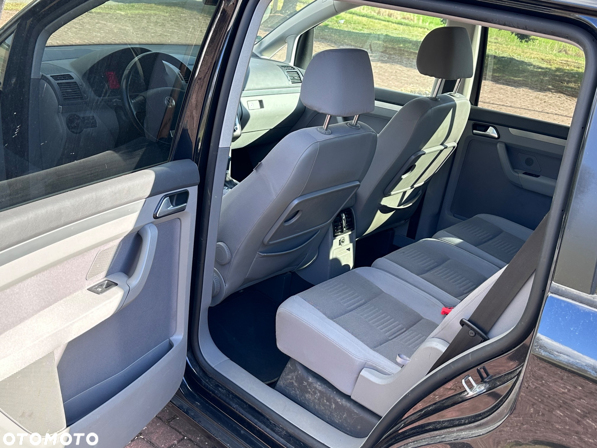 Volkswagen Touran - 6