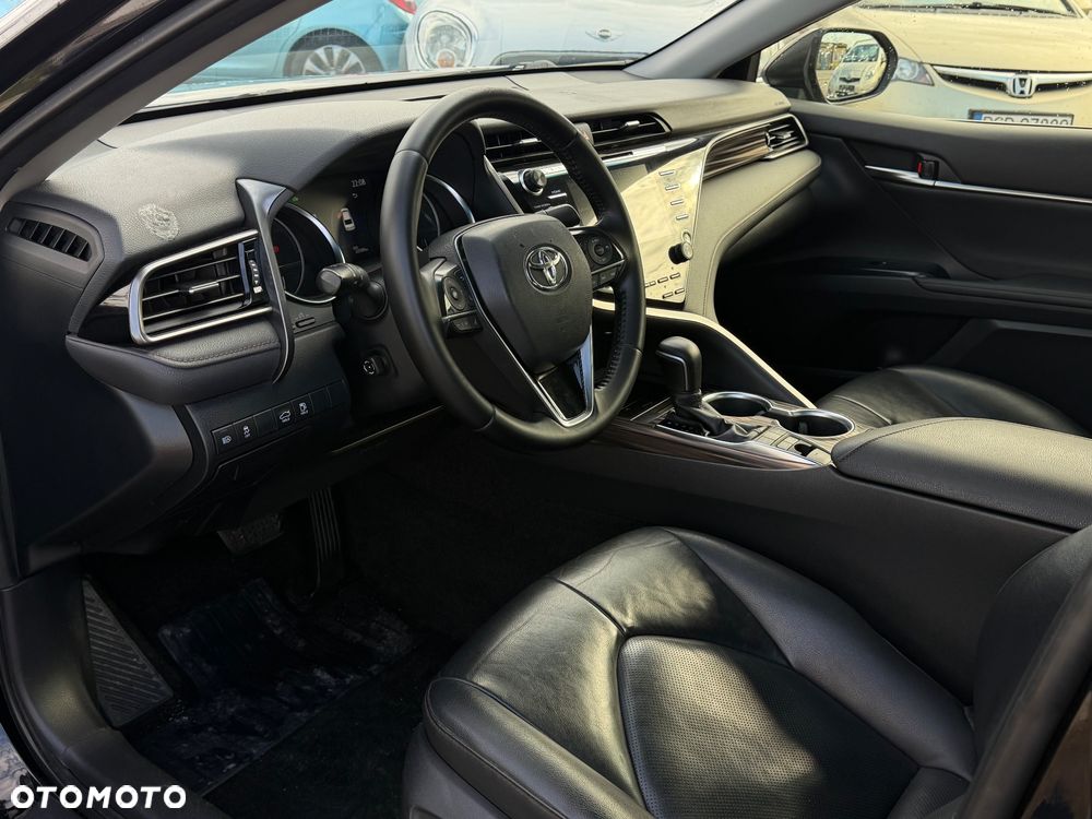 Toyota Camry 2.5 Hybrid Prestige CVT - 19