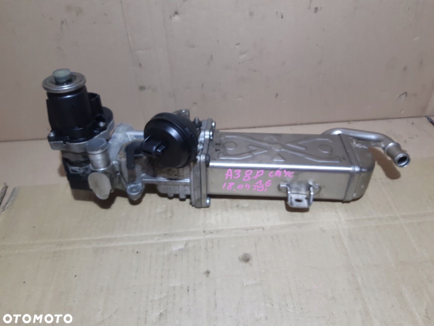 AUDI A3 8P LIFT 1.6 TDI CHŁODNICZKA SPALIN EGR 6NU358167 - 1