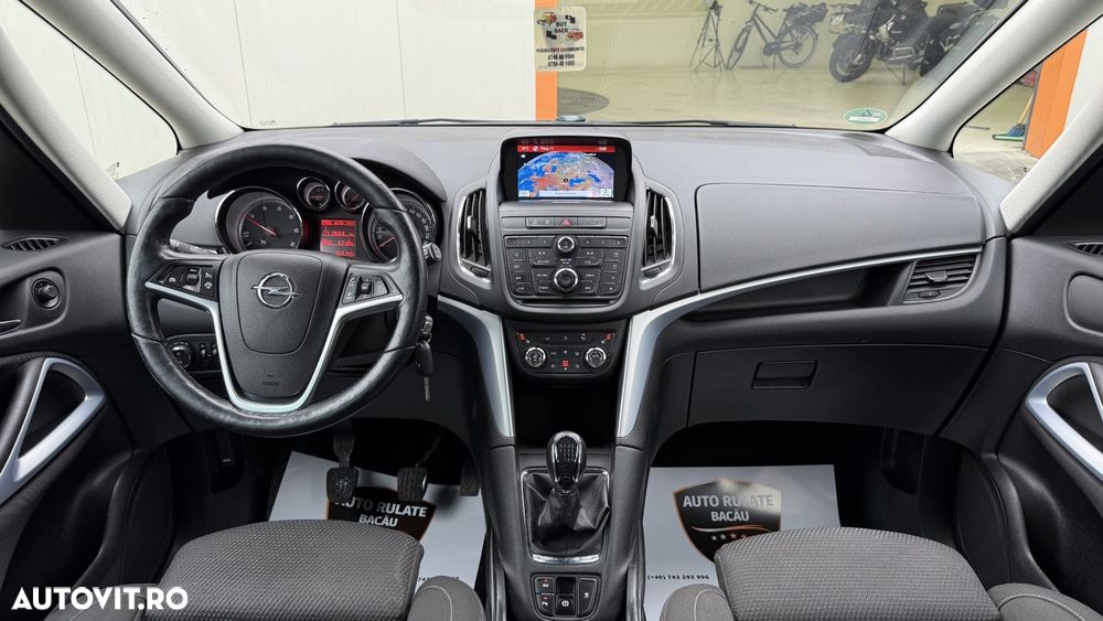 Opel Zafira - 7