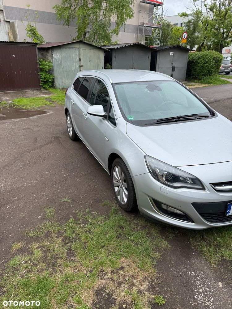 Opel Astra 1.4 Turbo Cosmo - 3