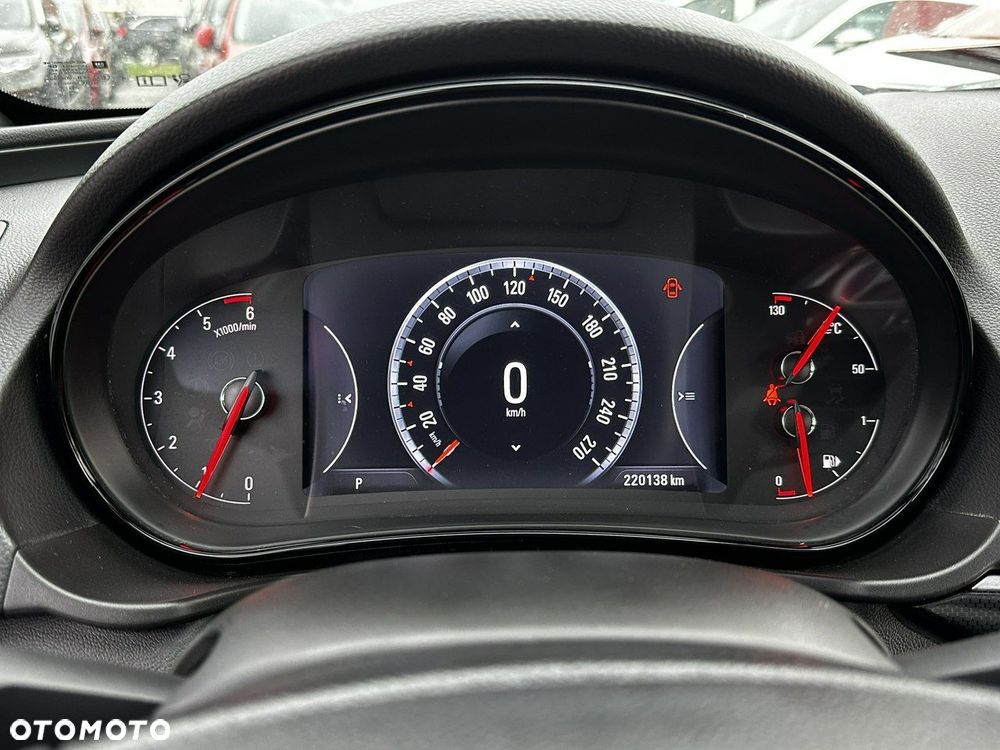 Opel Insignia - 12