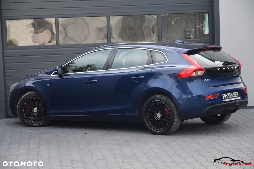 Volvo V40 - 16