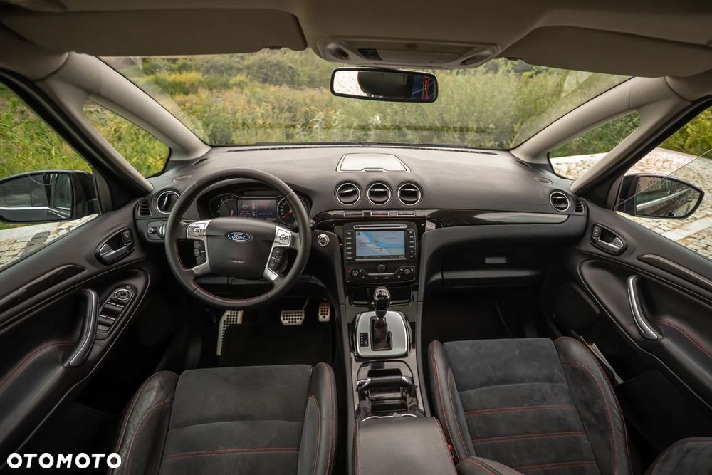 Ford S-Max - 8