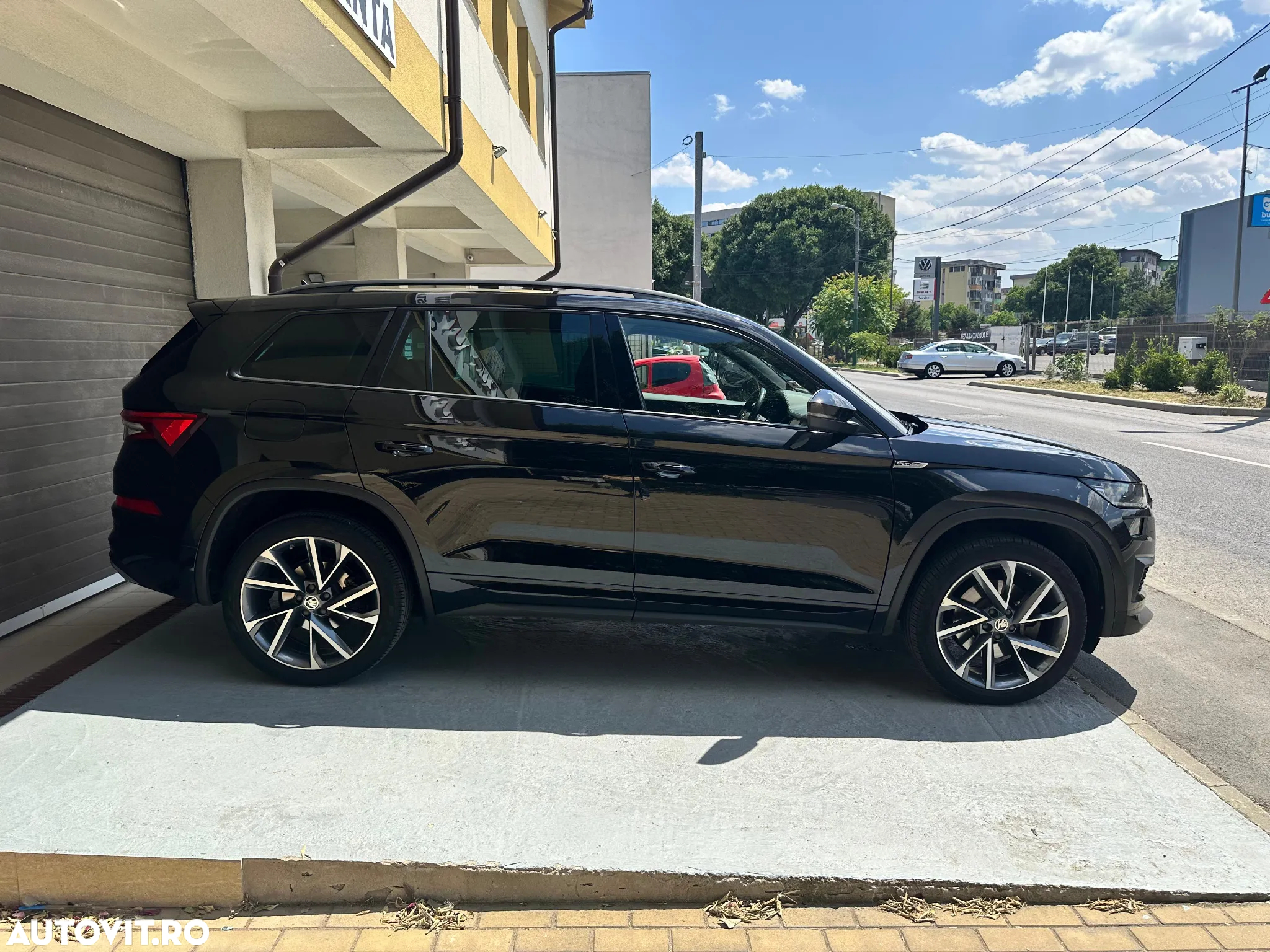 Skoda Kodiaq 2.0 TDI 4X4 DSG SportLine - 4