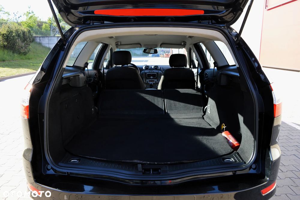 Ford Mondeo 2.0 Trend X100 / X - 33