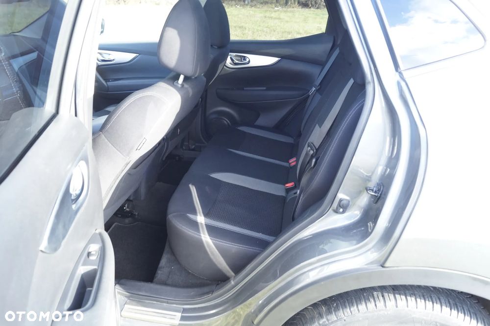 Nissan Qashqai - 15