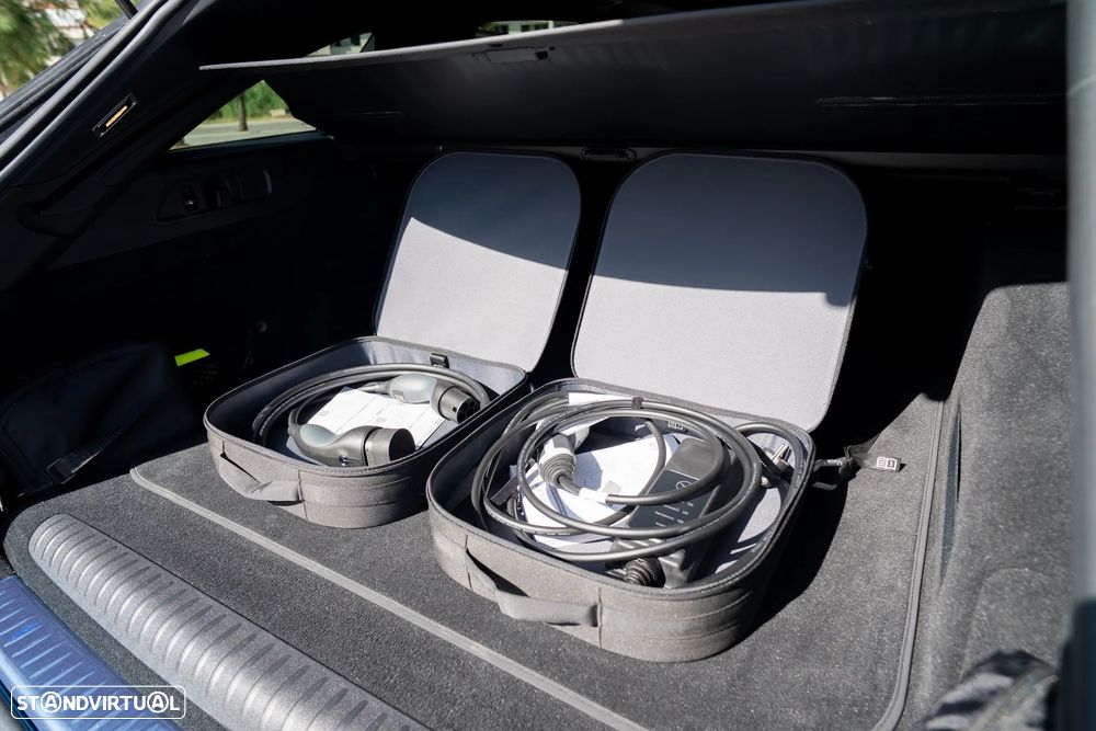 Mercedes-Benz E 300 e Station - 51