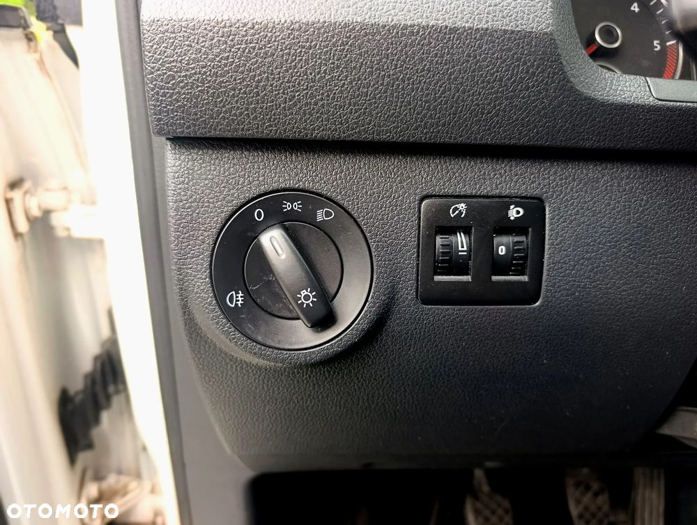 Volkswagen Caddy - 18