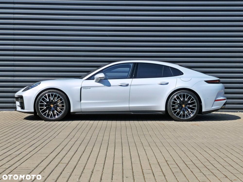 Porsche Panamera - 6