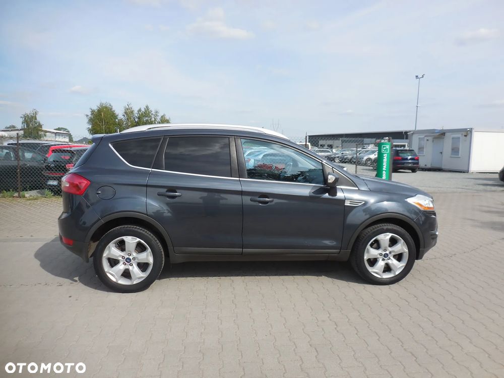 Ford Kuga - 8