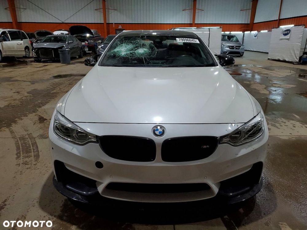 BMW M4 - 6