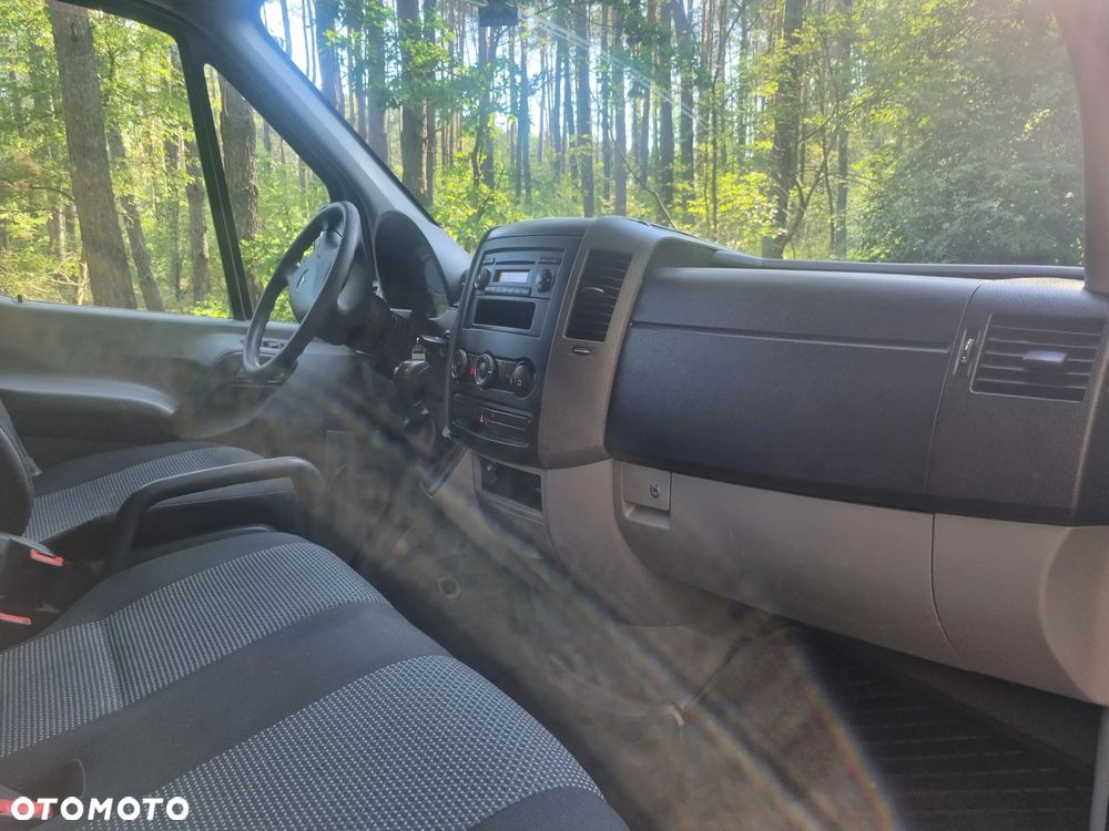Mercedes-Benz Sprinter - 22