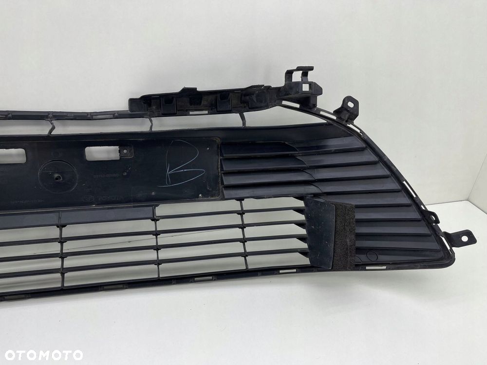 TOYOTA COROLLA E21 ATRAPA GRILL ZDERZAKA PRZÓD 53112-02B50 - 8