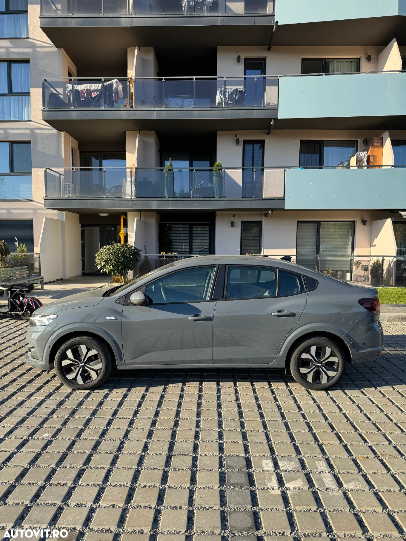 Dacia Logan ECO-G 100 MT6 Prestige+ - 3