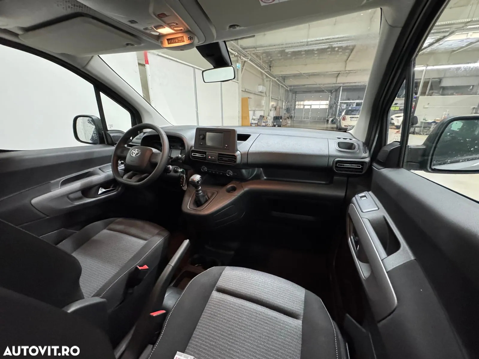 Toyota Proace City Verso 1.5 D-4D 100CP 6MT 4+1 L2H1 Family - 16