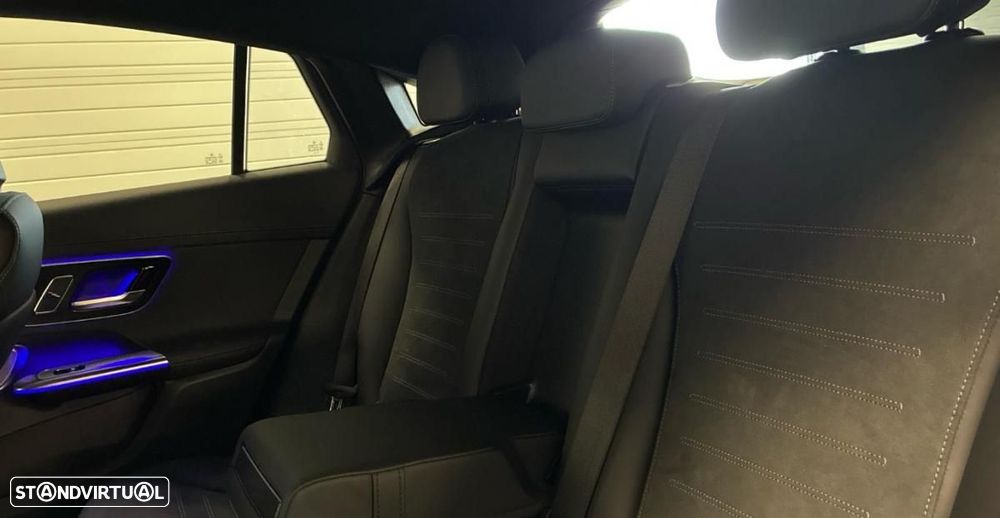 Mercedes-Benz GLC 300 de Coupe 4Matic 9G-TRONIC Edition AMG Line - 8