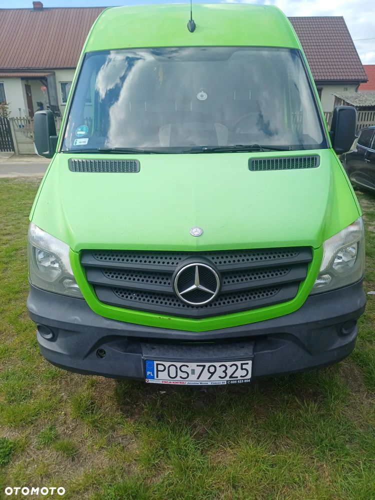 Mercedes-Benz Sprinter - 1