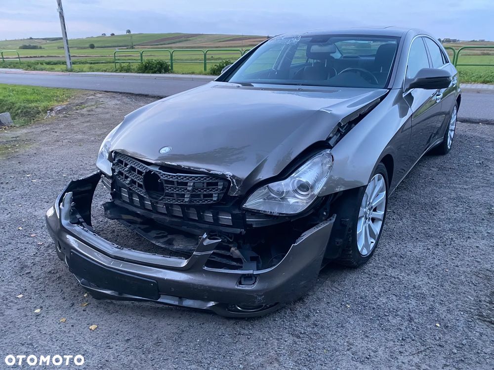 Mercedes-Benz CLS - 15