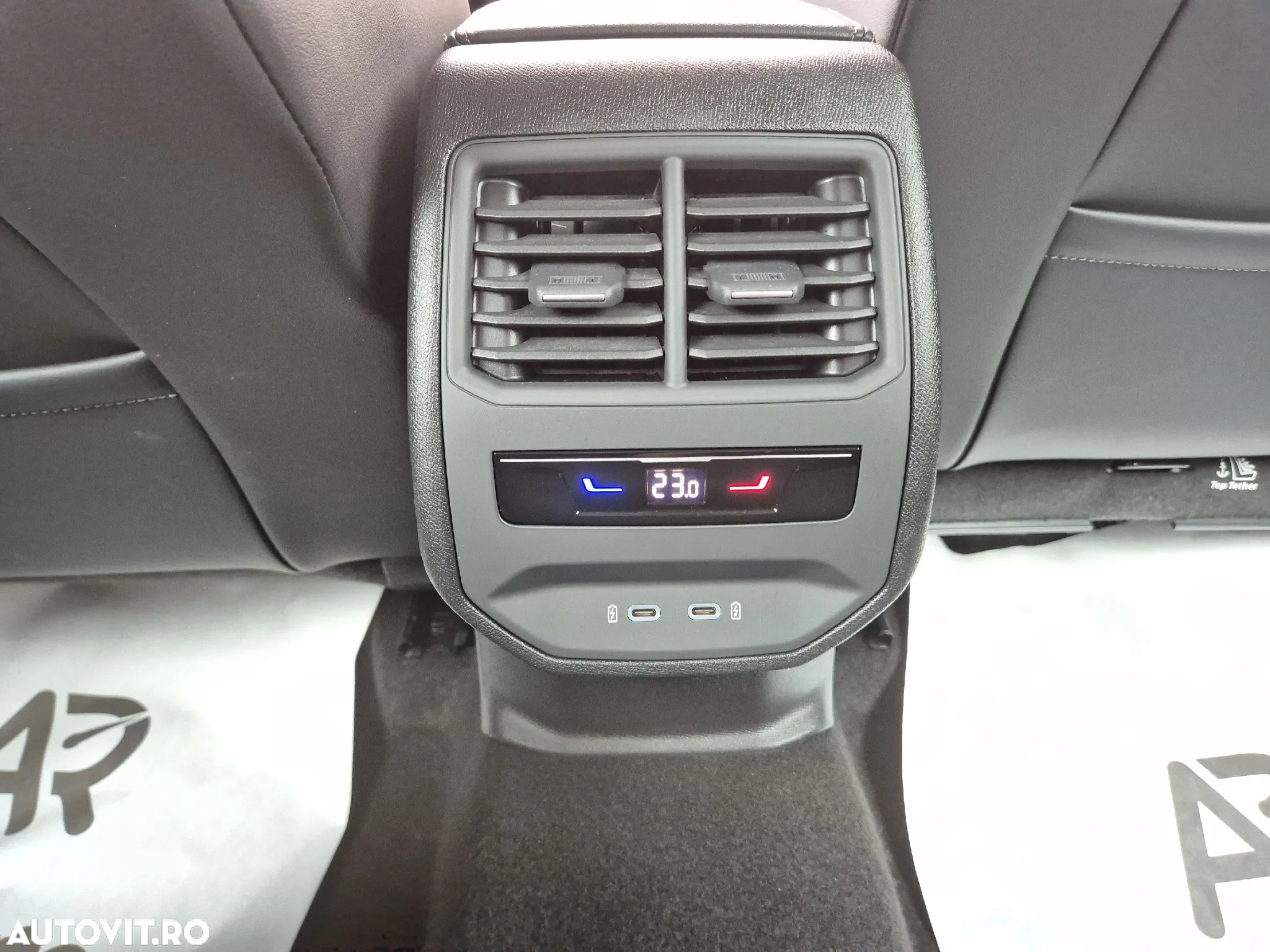Cupra Formentor 1.4 e-Hybrid DSG - 12