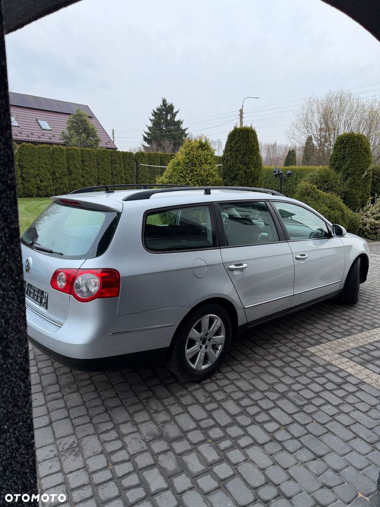 Volkswagen Passat - 16