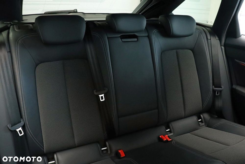 Audi A6 Avant 40 TDI mHEV S Line S tronic - 14