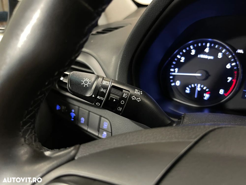 Hyundai i30 1.5 110CP M/T Highway - 20