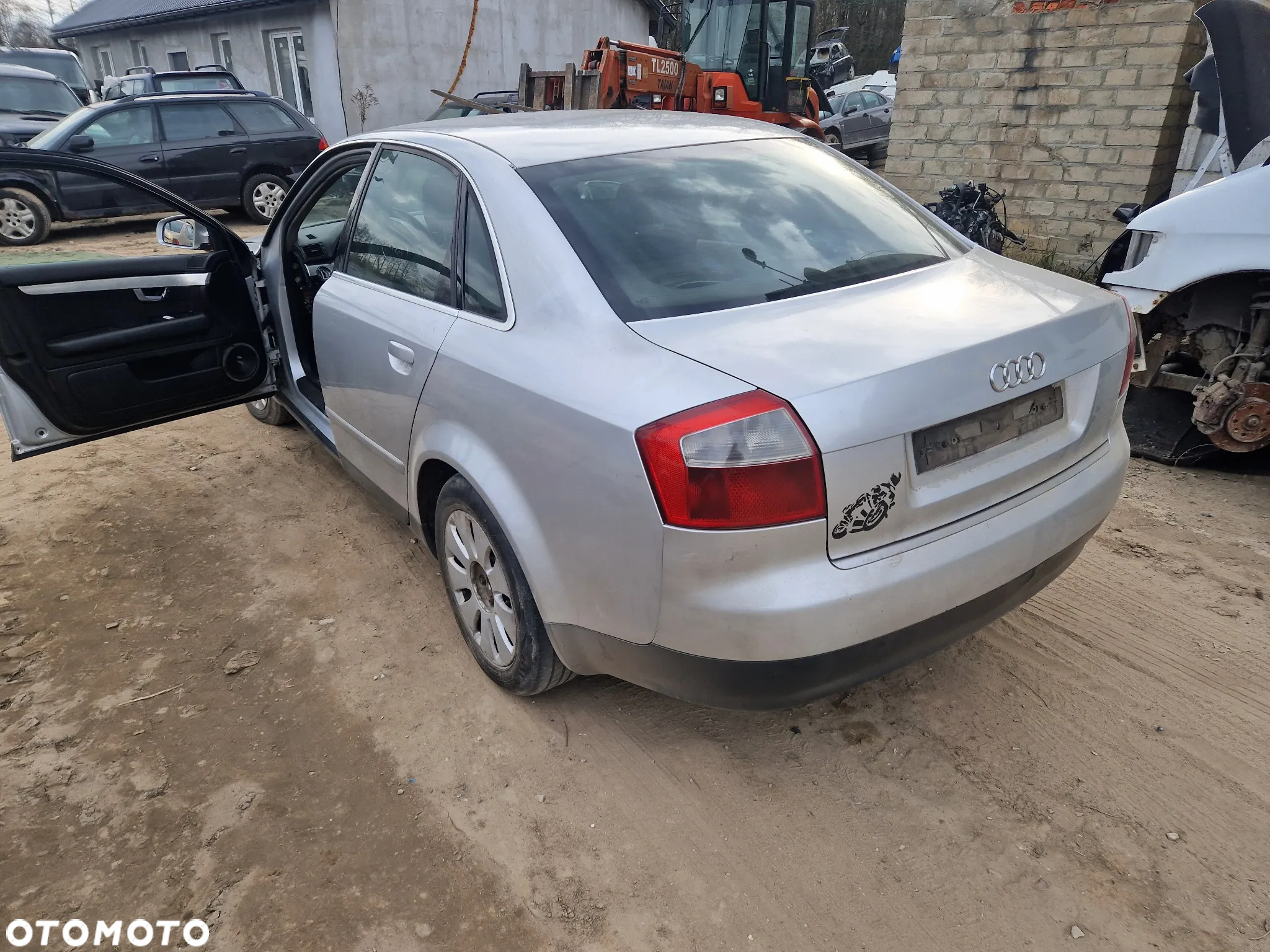audi a4 b6 LY7W maska zderzak lampa grill błotnik drzwi zbiornik paliwa szyba lusterko klamka - 3