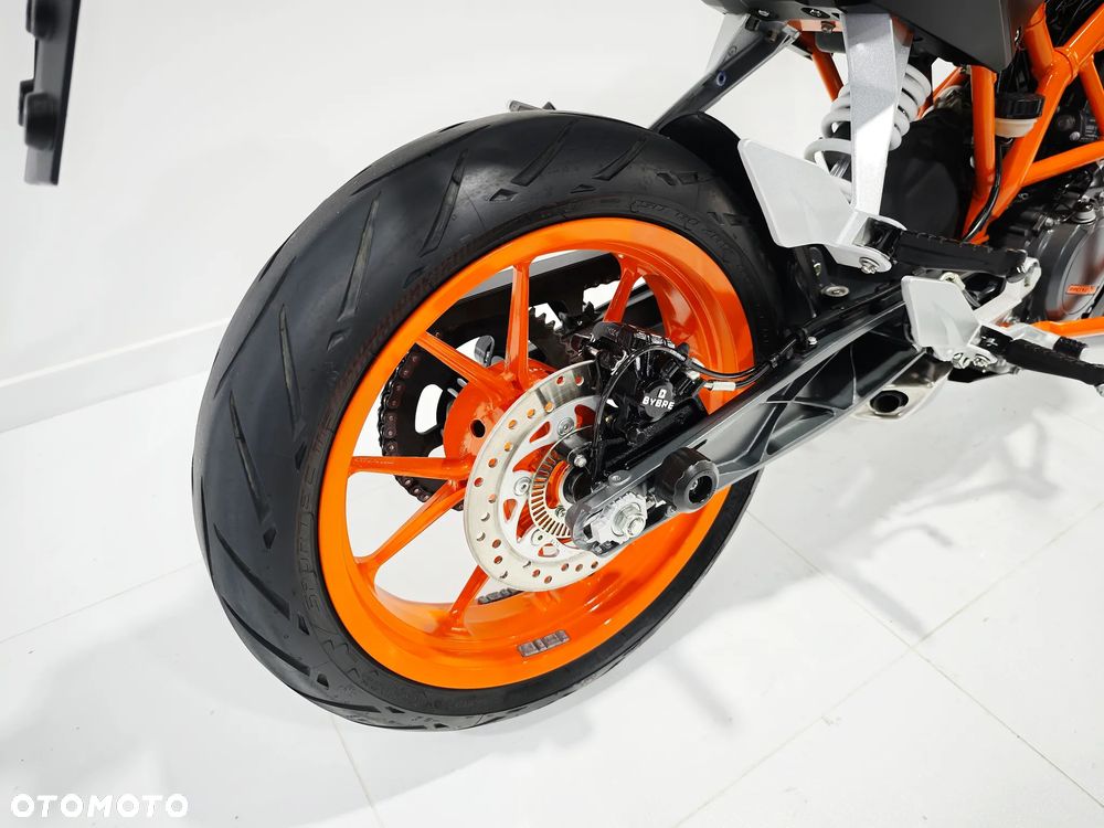KTM Duke - 10