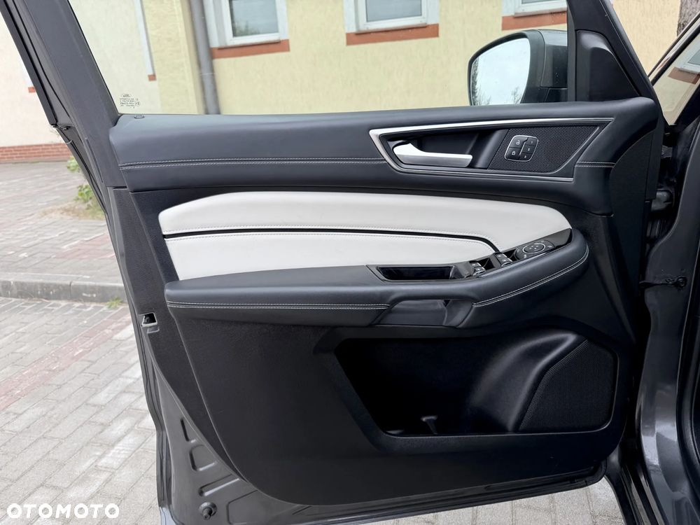 Ford S-Max 2.0 EcoBlue Vignale - 23