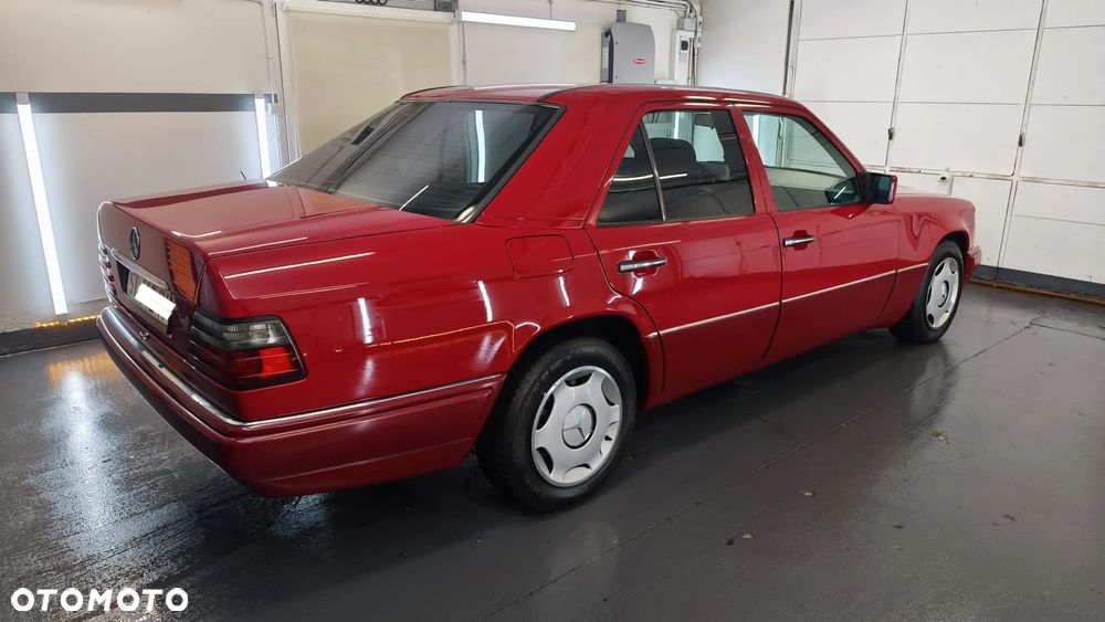 Mercedes-Benz W124 (1984-1993) - 2