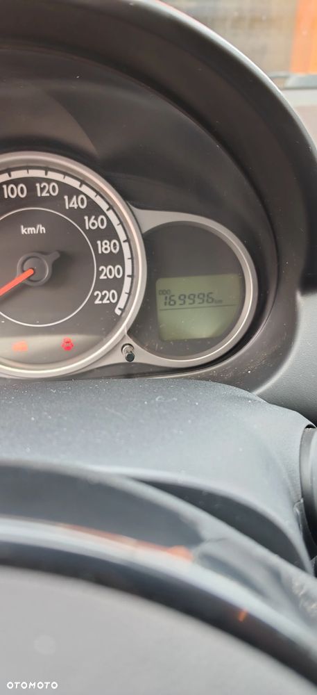 Mazda 2 1.3 Exclusive - 12