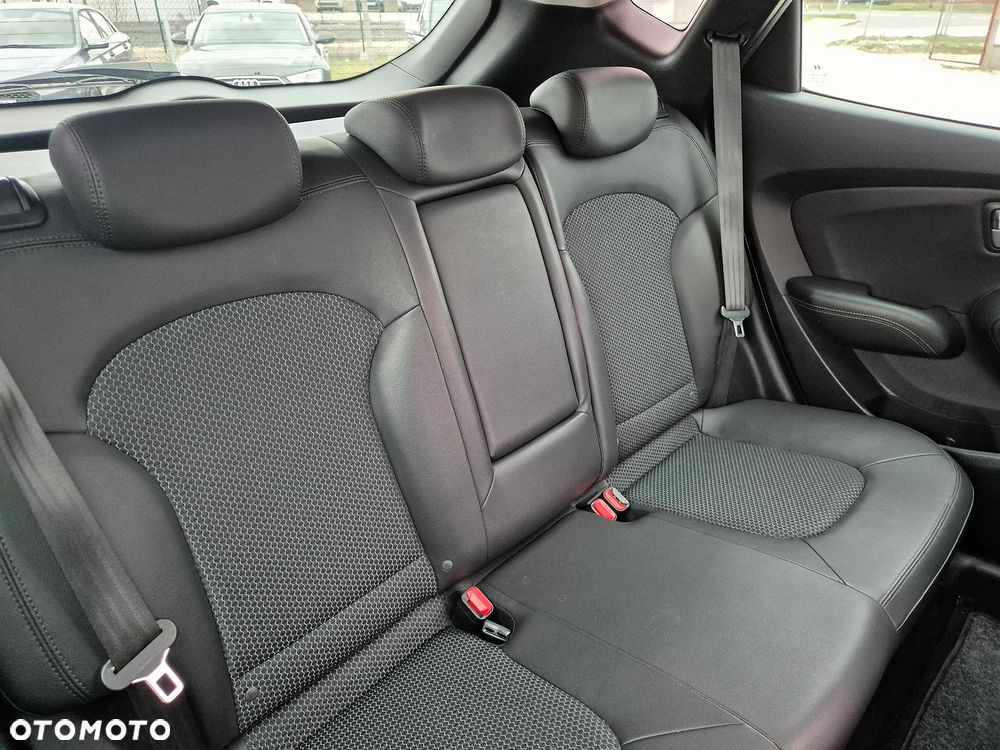 Hyundai ix35 2.0 CRDi 4WD Automatik Premium - 17