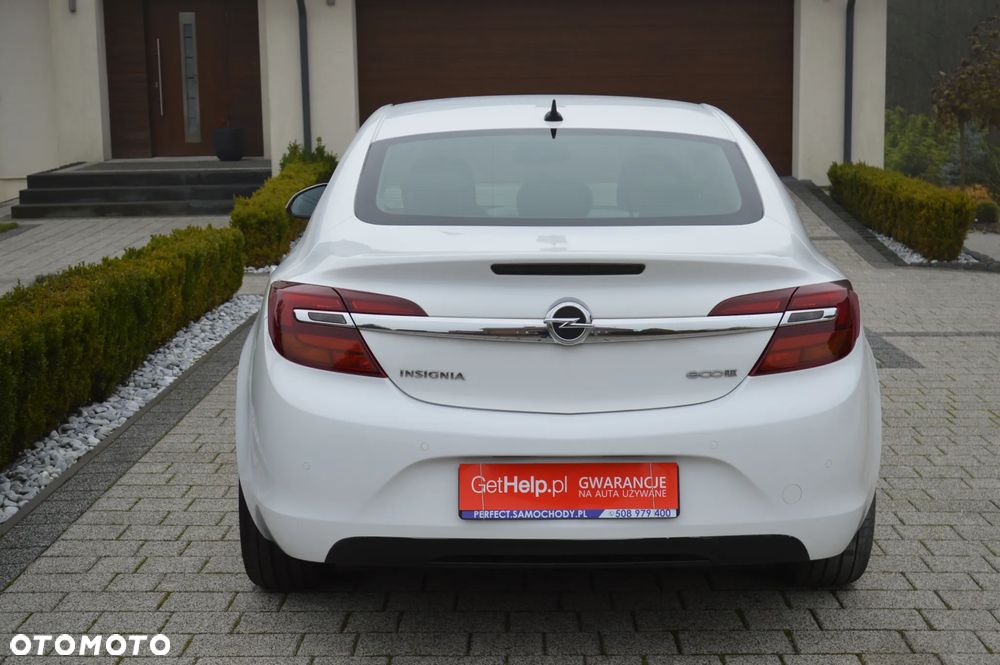 Opel Insignia - 10