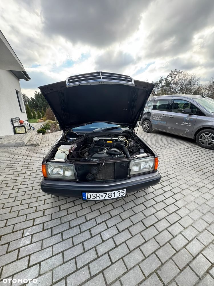 Mercedes-Benz W201 (190) - 17