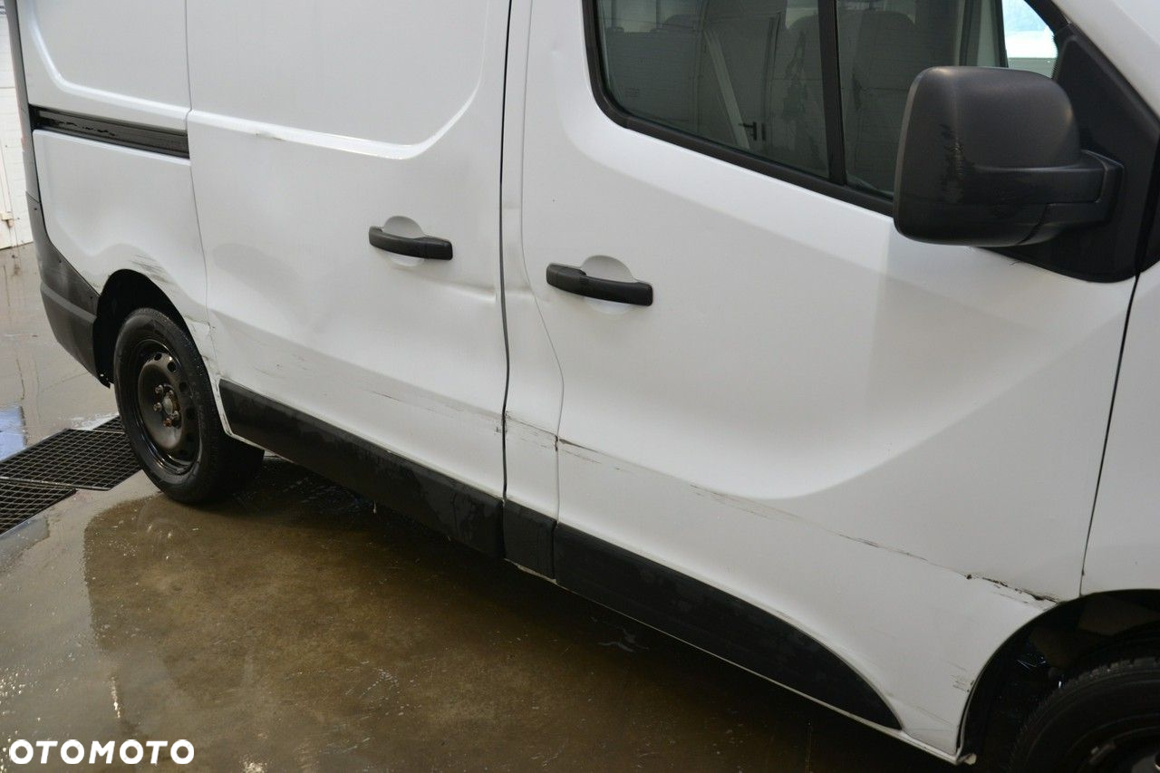 Nissan NV300 - 12