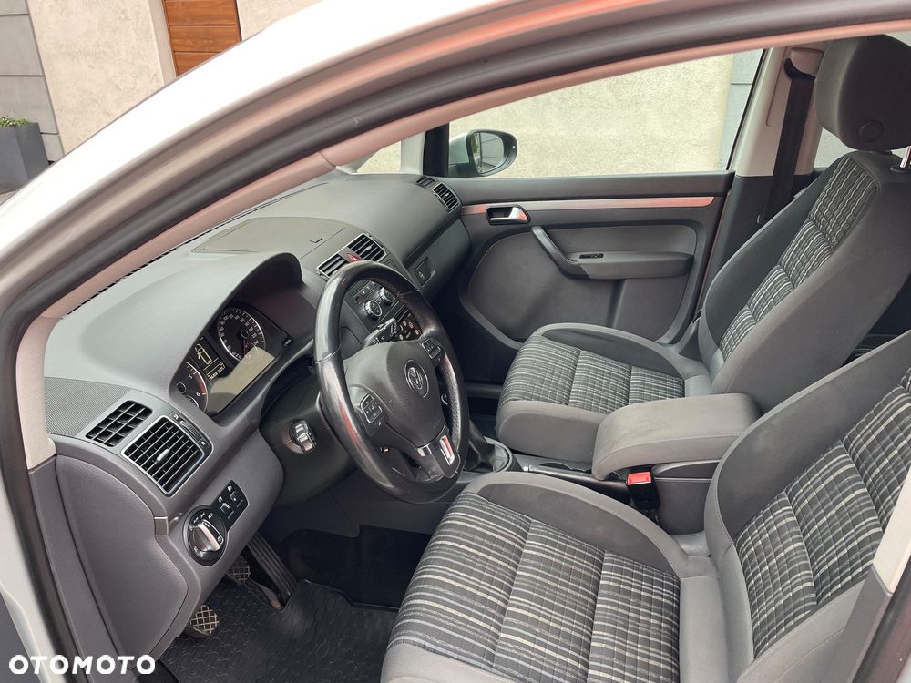 Volkswagen Touran 2.0 TDI DPF Cross Perfectline - 27