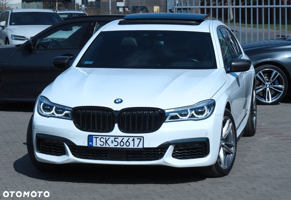BMW Seria 7 750Li xDrive - 27