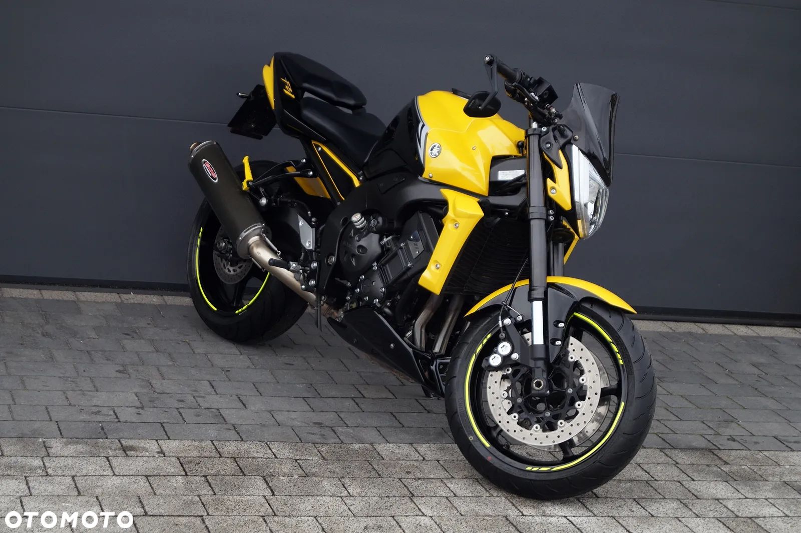 Yamaha FZ - 1