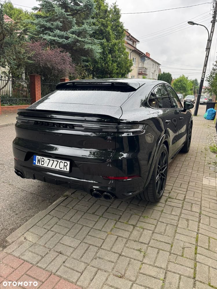 Porsche Cayenne Coupe GTS - 14